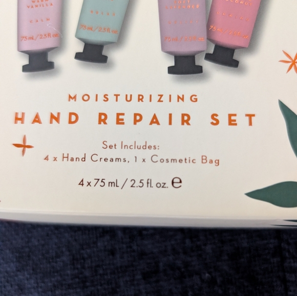 New Wanderflower Moisturizing Hand Cream - Picture 3 of 3